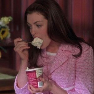 Meet your Posher, Isabella